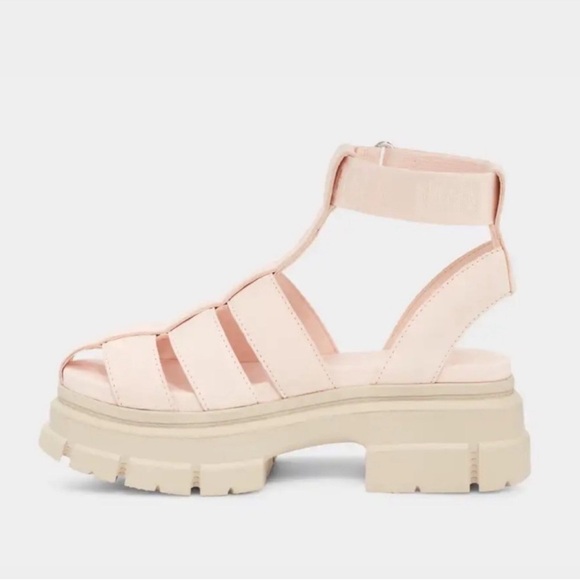 UGG Ashton Strappy Rosy Beige Platform
Gladiator Sandals - Picture 3 of 14